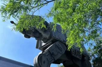 Star Wars Outside of Star Tours Hollywood Studios, Disney World