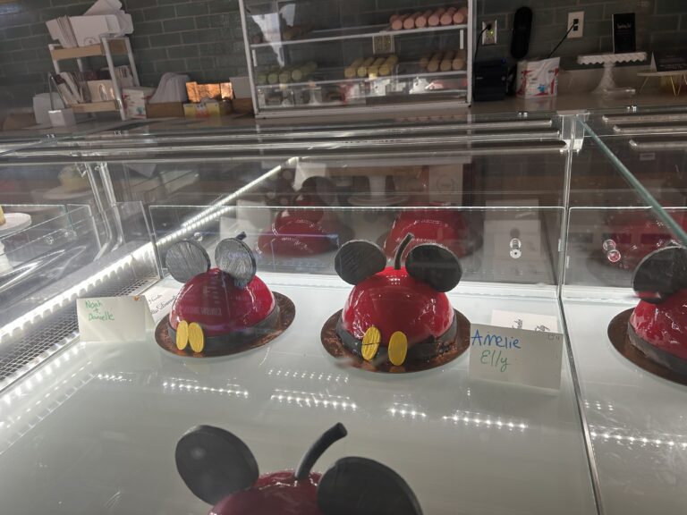 Amorette’s Patisserie cake decorating experience display case at Disney Springs