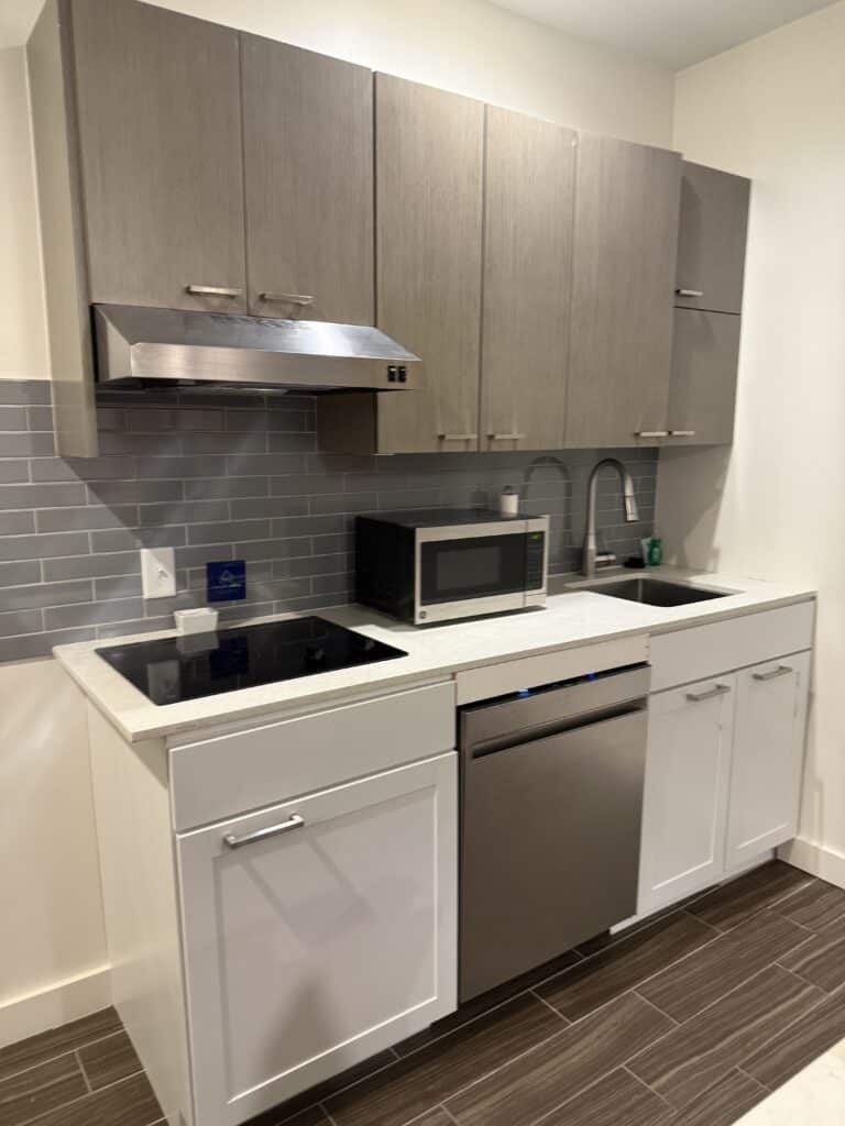 Kitchen Hyatt House Orlando / International Drive