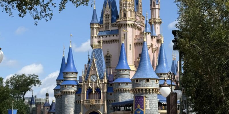 Best Hyatt Hotels Near Disney World to Book with Points 2025